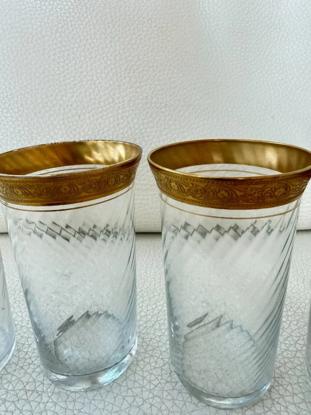 SET OF 6 VINTAGE CLEAR GLASS CUPS GOLD GILT RIM FLORAL SCROLL BARWARE
